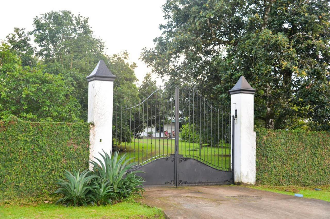 Casa Kamagu Villa La Fortuna ภายนอก รูปภาพ